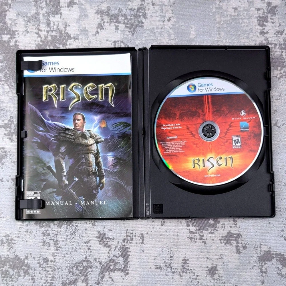 Risen PC Windows Game 2009 Deep Silver Piranha Bytes Action RPG DVD‎ Manual CIB
